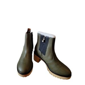 Beast Fashion Platform Combat Army Green Ankle Boots Size 8 New in Box